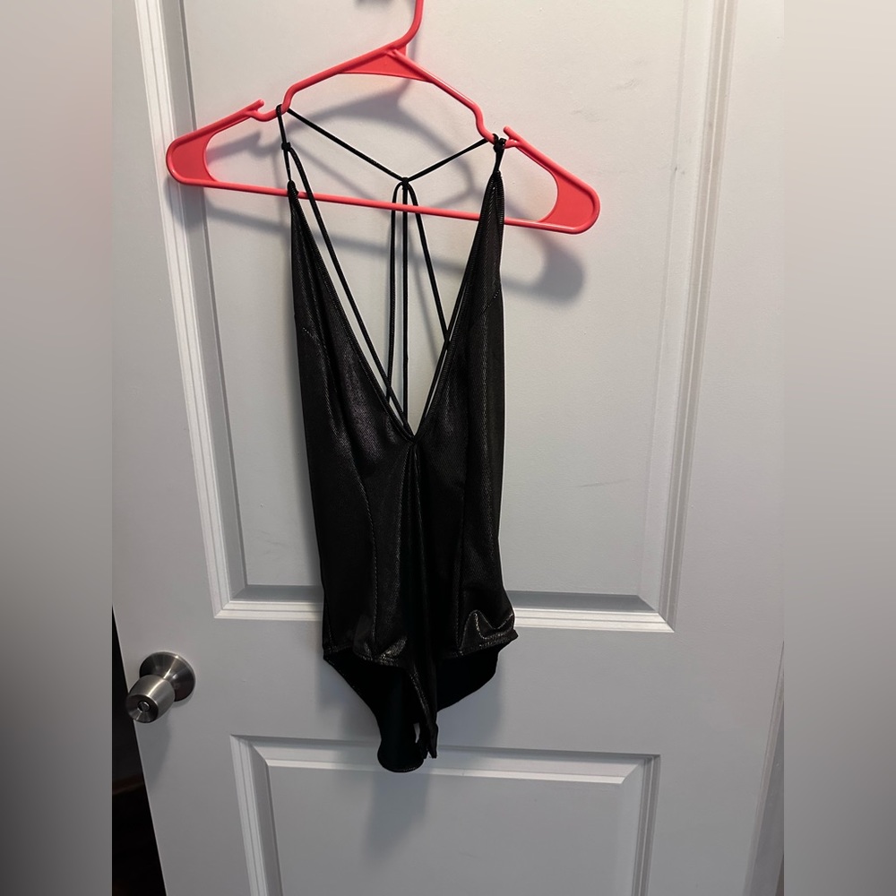 Out from under black and gold ribbed deep v bodysuit - urban outfitters size M